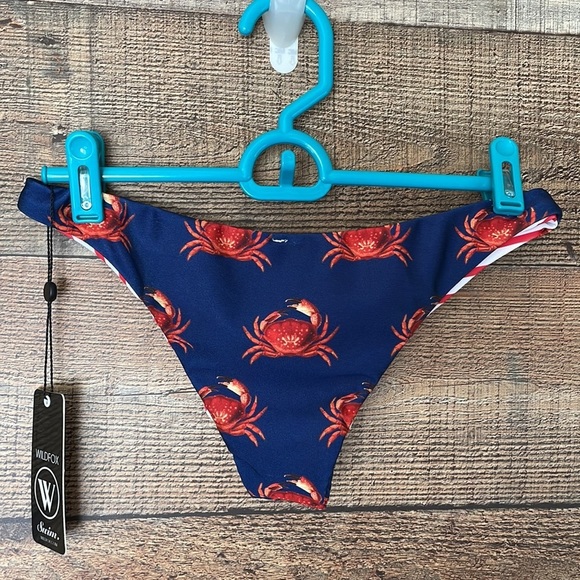 Wildfox Swim Brazilian Reversible Crabby Stripe Bikini Bottoms Size Small NWT - Picture 4 of 8